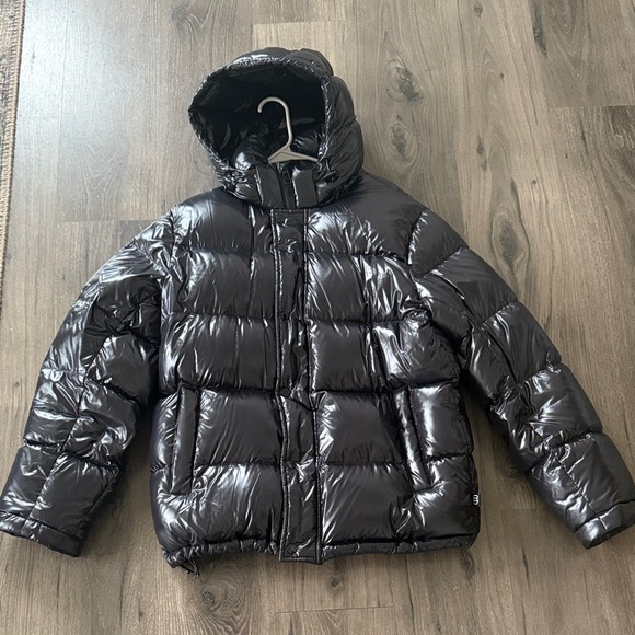 Aritzia Other - Men’s aritzia super puff high gloss